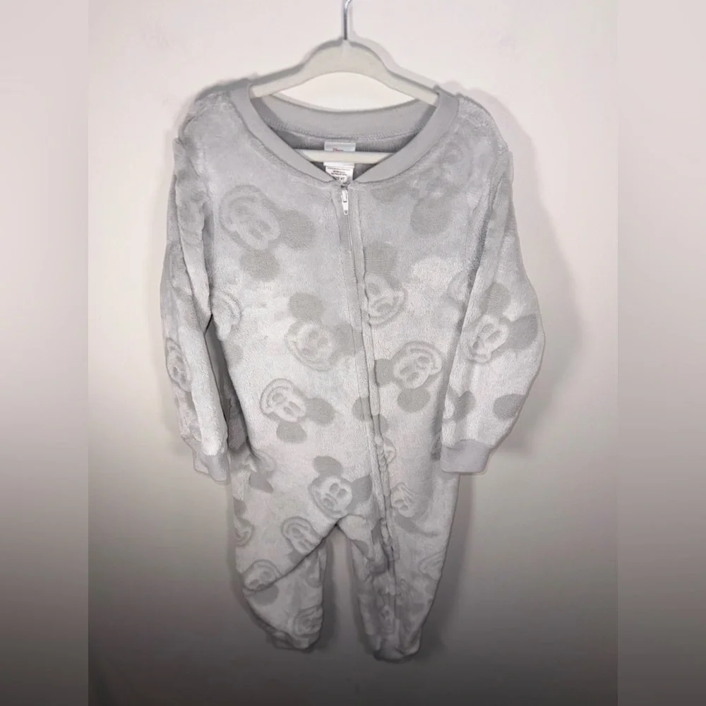 Disney Toddler Kids Gray Mickey Mouse Fleece One-Piece Footie Pajamas Size 4T